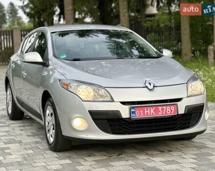 Сірий Рено Меган, об'ємом двигуна 1.6 л та пробігом 168 тис. км за 6600 $, фото 5 на Automoto.ua