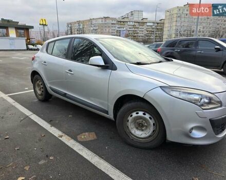 Серый Рено Меган, объемом двигателя 1.5 л и пробегом 275 тыс. км за 6800 $, фото 9 на Automoto.ua