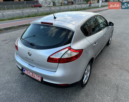 Серый Рено Меган, объемом двигателя 1.6 л и пробегом 180 тыс. км за 6550 $, фото 17 на Automoto.ua