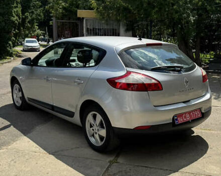 Сірий Рено Меган, об'ємом двигуна 1.6 л та пробігом 152 тис. км за 6900 $, фото 4 на Automoto.ua