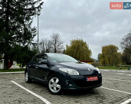 Серый Рено Меган, объемом двигателя 1.6 л и пробегом 164 тыс. км за 8000 $, фото 51 на Automoto.ua