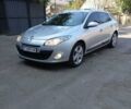 Сірий Рено Меган, об'ємом двигуна 1.9 л та пробігом 237 тис. км за 5800 $, фото 1 на Automoto.ua
