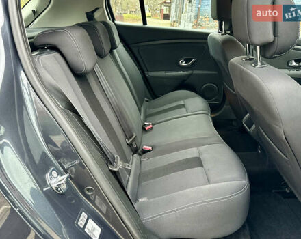 Серый Рено Меган, объемом двигателя 1.6 л и пробегом 164 тыс. км за 8000 $, фото 33 на Automoto.ua