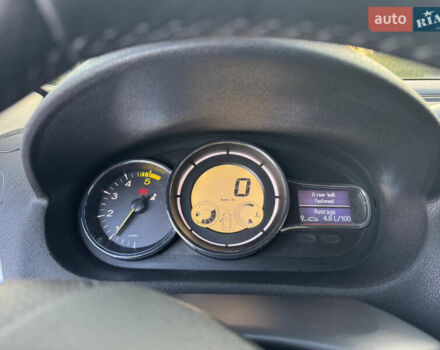 Рено Меган 2010 в Житомире на Automoto.ua Серый Рено Меган, объемом двигателя 1.46 л и пробегом 305 тыс. км за 7000 $, фото 18 на Automoto.ua