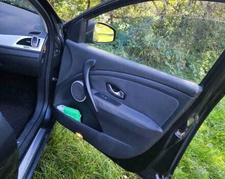 Серый Рено Меган, объемом двигателя 1.46 л и пробегом 178 тыс. км за 5600 $, фото 7 на Automoto.ua