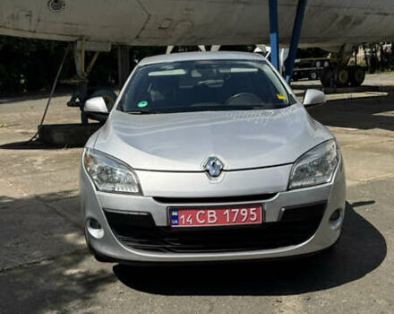 Сірий Рено Меган, об'ємом двигуна 1.6 л та пробігом 152 тис. км за 6900 $, фото 1 на Automoto.ua