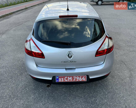 Серый Рено Меган, объемом двигателя 1.6 л и пробегом 180 тыс. км за 6550 $, фото 18 на Automoto.ua