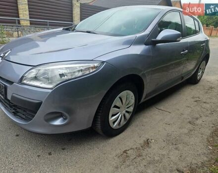 Рено Меган 2010 в Виннице на Automoto.ua Серый Рено Меган, объемом двигателя 1.6 л и пробегом 186 тыс. км за 6150 $, фото 2 на Automoto.ua