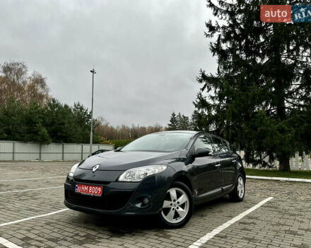 Серый Рено Меган, объемом двигателя 1.6 л и пробегом 164 тыс. км за 8000 $, фото 52 на Automoto.ua