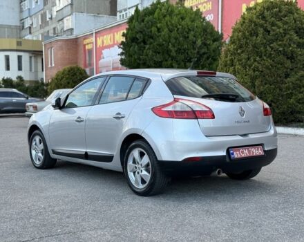 Рено Меган 2010 в Кропивницком (Кировограде) на Automoto.ua Серый Рено Меган, объемом двигателя 1.6 л и пробегом 179 тыс. км за 6550 $, фото 3 на Automoto.ua