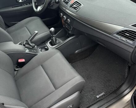 Серый Рено Меган, объемом двигателя 1.6 л и пробегом 248 тыс. км за 6800 $, фото 12 на Automoto.ua