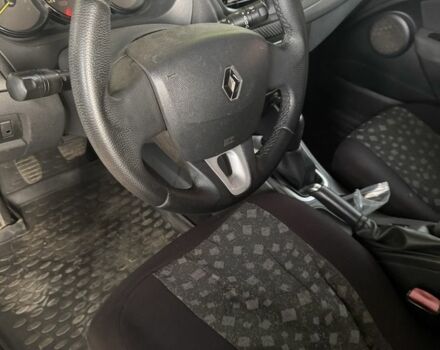 Сірий Рено Меган, об'ємом двигуна 1.6 л та пробігом 218 тис. км за 3600 $, фото 5 на Automoto.ua