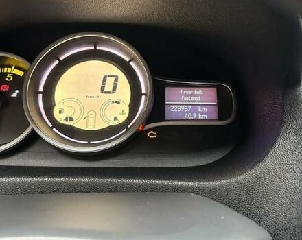 Рено Меган 2010 в Кропивницком (Кировограде) на Automoto.ua Серый Рено Меган, объемом двигателя 1.46 л и пробегом 228 тыс. км за 7600 $, фото 10 на Automoto.ua