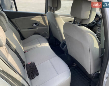 Серый Рено Меган, объемом двигателя 1.46 л и пробегом 286 тыс. км за 6650 $, фото 13 на Automoto.ua