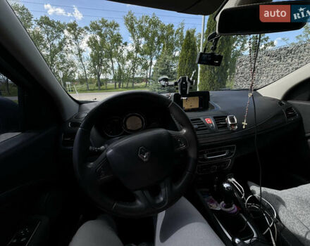 Серый Рено Меган, объемом двигателя 1.46 л и пробегом 230 тыс. км за 6299 $, фото 10 на Automoto.ua