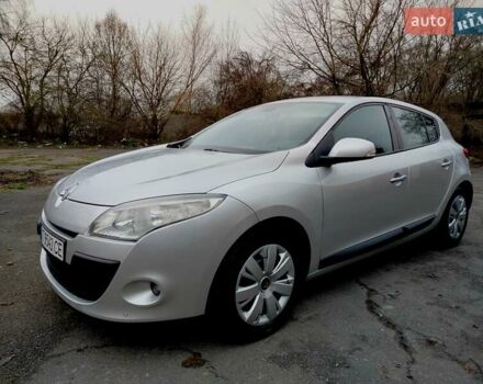 Серый Рено Меган, объемом двигателя 1.4 л и пробегом 247 тыс. км за 5900 $, фото 7 на Automoto.ua