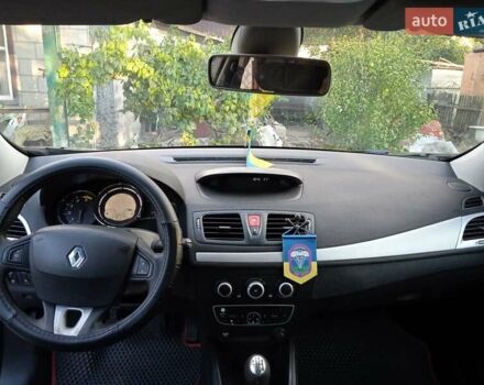 Сірий Рено Меган, об'ємом двигуна 1.5 л та пробігом 219 тис. км за 5500 $, фото 30 на Automoto.ua