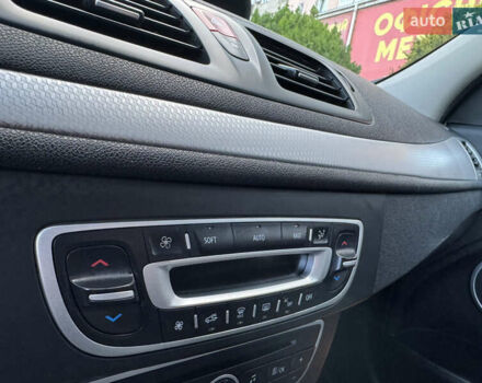 Серый Рено Меган, объемом двигателя 1.6 л и пробегом 180 тыс. км за 6550 $, фото 35 на Automoto.ua