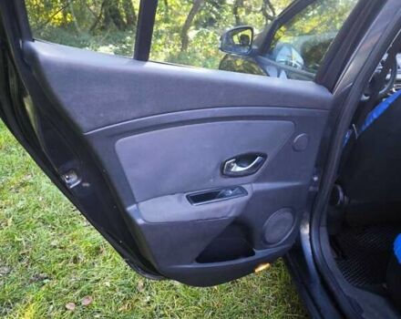 Серый Рено Меган, объемом двигателя 1.46 л и пробегом 178 тыс. км за 5600 $, фото 10 на Automoto.ua