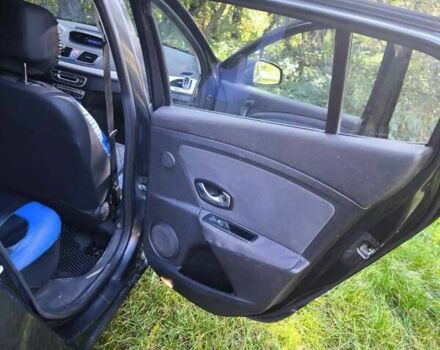 Серый Рено Меган, объемом двигателя 1.46 л и пробегом 178 тыс. км за 5600 $, фото 13 на Automoto.ua