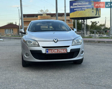 Серый Рено Меган, объемом двигателя 1.6 л и пробегом 180 тыс. км за 6550 $, фото 1 на Automoto.ua