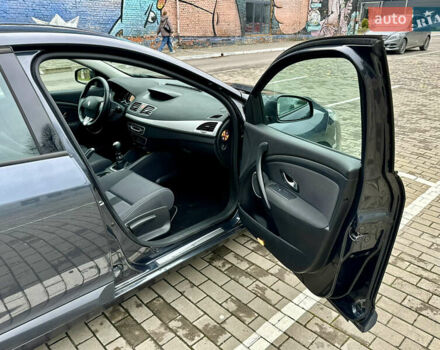 Серый Рено Меган, объемом двигателя 1.6 л и пробегом 164 тыс. км за 8000 $, фото 34 на Automoto.ua