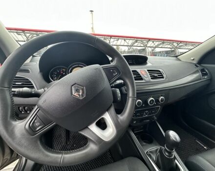 Серый Рено Меган, объемом двигателя 1.6 л и пробегом 248 тыс. км за 6800 $, фото 22 на Automoto.ua