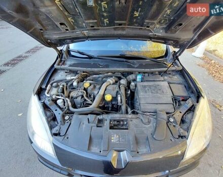 Сірий Рено Меган, об'ємом двигуна 1.46 л та пробігом 280 тис. км за 5900 $, фото 1 на Automoto.ua