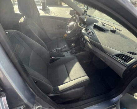 Рено Меган 2010 в Днепре (Днепропетровске) на Automoto.ua Серый Рено Меган, объемом двигателя 1.5 л и пробегом 326 тыс. км за 5550 $, фото 15 на Automoto.ua