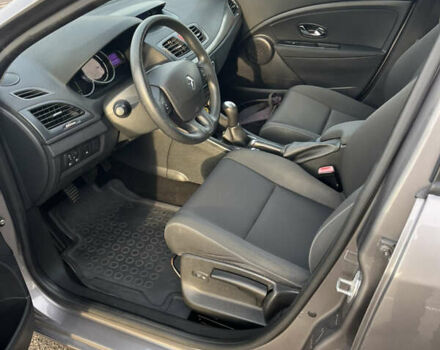 Серый Рено Меган, объемом двигателя 1.5 л и пробегом 211 тыс. км за 7200 $, фото 19 на Automoto.ua