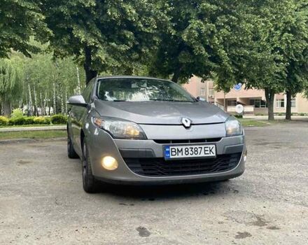 Серый Рено Меган, объемом двигателя 1.46 л и пробегом 275 тыс. км за 6300 $, фото 3 на Automoto.ua
