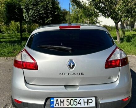 Рено Меган 2011 у Запоріжжя на Automoto.ua Сірий Рено Меган, об'ємом двигуна 1.5 л та пробігом 290 тис. км за 5700 $, фото 1 на Automoto.ua