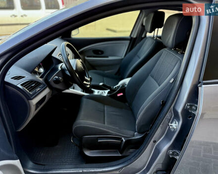 Сірий Рено Меган, об'ємом двигуна 1.46 л та пробігом 221 тис. км за 6100 $, фото 42 на Automoto.ua