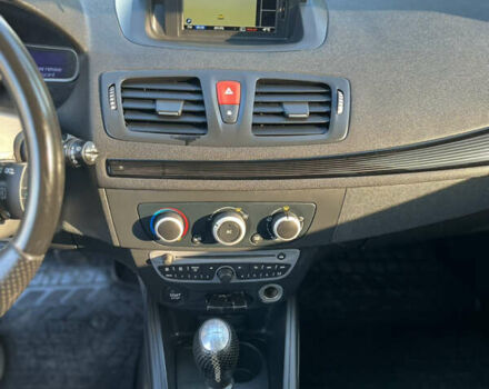 Серый Рено Меган, объемом двигателя 1.4 л и пробегом 175 тыс. км за 5499 $, фото 6 на Automoto.ua