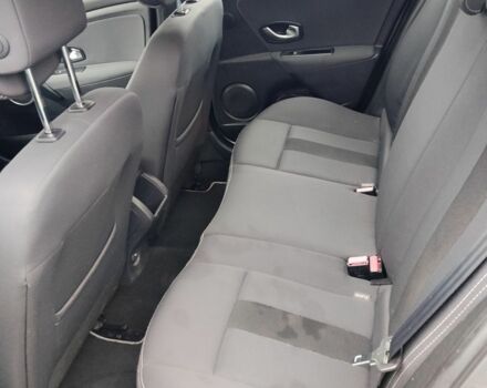 Серый Рено Меган, объемом двигателя 0 л и пробегом 230 тыс. км за 7100 $, фото 17 на Automoto.ua