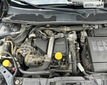 Сірий Рено Меган, об'ємом двигуна 1.5 л та пробігом 246 тис. км за 6450 $, фото 66 на Automoto.ua