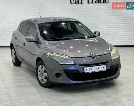 Сірий Рено Меган, об'ємом двигуна 1.46 л та пробігом 221 тис. км за 6100 $, фото 3 на Automoto.ua