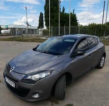 Сірий Рено Меган, об'ємом двигуна 1.5 л та пробігом 196 тис. км за 7400 $, фото 7 на Automoto.ua