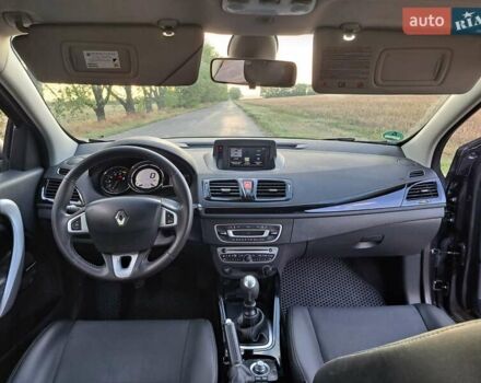 Рено Меган 2011 в Запорожье на Automoto.ua Серый Рено Меган, объемом двигателя 1.4 л и пробегом 227 тыс. км за 7300 $, фото 6 на Automoto.ua