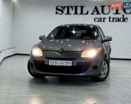 Сірий Рено Меган, об'ємом двигуна 1.46 л та пробігом 221 тис. км за 6100 $, фото 12 на Automoto.ua