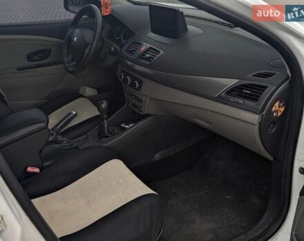 Сірий Рено Меган, об'ємом двигуна 1.46 л та пробігом 259 тис. км за 6500 $, фото 15 на Automoto.ua