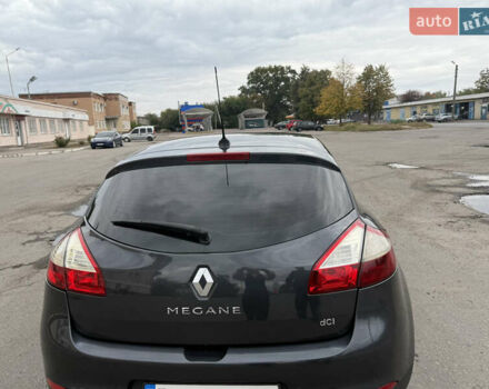 Рено Меган 2011 у Полтаві на Automoto.ua Сірий Рено Меган, об'ємом двигуна 1.46 л та пробігом 287 тис. км за 6600 $, фото 3 на Automoto.ua