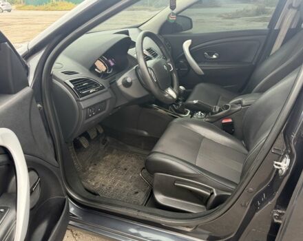 Сірий Рено Меган, об'ємом двигуна 1.5 л та пробігом 287 тис. км за 6800 $, фото 8 на Automoto.ua