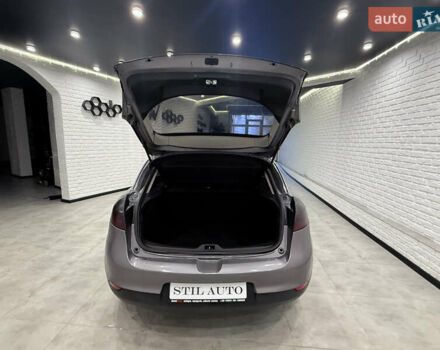 Сірий Рено Меган, об'ємом двигуна 1.46 л та пробігом 221 тис. км за 6100 $, фото 23 на Automoto.ua