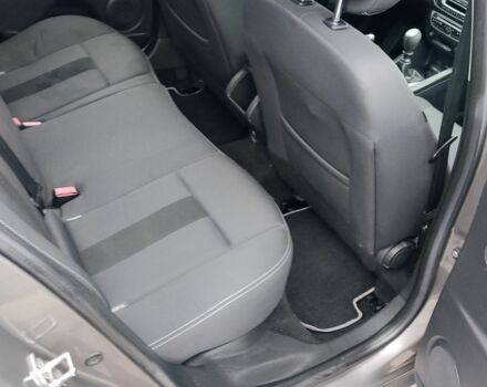 Серый Рено Меган, объемом двигателя 0 л и пробегом 230 тыс. км за 7100 $, фото 16 на Automoto.ua