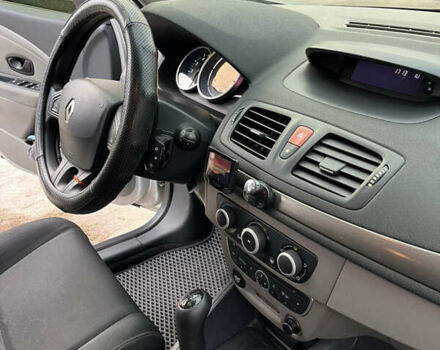 Сірий Рено Меган, об'ємом двигуна 1.5 л та пробігом 251 тис. км за 6200 $, фото 11 на Automoto.ua