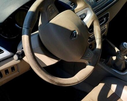 Сірий Рено Меган, об'ємом двигуна 1.9 л та пробігом 320 тис. км за 6300 $, фото 4 на Automoto.ua