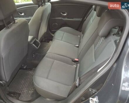 Серый Рено Меган, объемом двигателя 1.6 л и пробегом 231 тыс. км за 6800 $, фото 14 на Automoto.ua