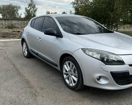Сірий Рено Меган, об'ємом двигуна 1.5 л та пробігом 258 тис. км за 7400 $, фото 3 на Automoto.ua