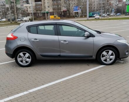 Серый Рено Меган, объемом двигателя 0 л и пробегом 230 тыс. км за 7100 $, фото 3 на Automoto.ua